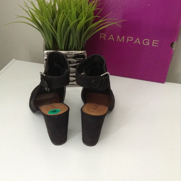 Rampage VEDA Black Ankle Strap Heels - Picture 2 of 8